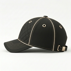 Gorra de Béisbol Exclusiva Negra Acolchada de 6 Paneles con Diseño Geométrico en Relieve, Estilo Lujoso Unisex para Adultos, Talla 56-58cm - Product Image 3