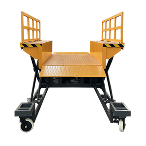 Plataforma telescópica ajustable para camiones y remolques - Product Image 2