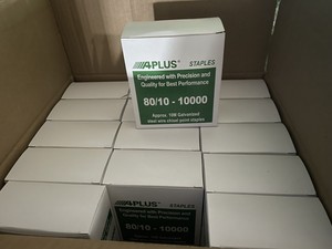 Grapas APLUS 80/10-10000, Corona de 12.9mm, Vástago de 0.65x0.95mm, Longitud de 10mm, 10000 unidades/caja - Product Image 2