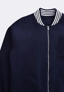 Chaquetas Varsity Bomber Azul Oscuro para Hombre, Personalizadas con Bordado, Transpirables, de Poliéster, Corte Regular, Resistentes al Viento, Venta al Por Mayor - Product Image 5