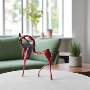 Escultura abstracta de caballo de metal rojo, pieza decorativa adecuada para la decoración del centro de la sala de estar y la decoración de la oficina, procedente de la India. - Product Image 4