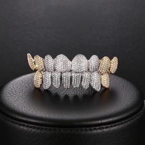 Grillz personnalisés de qualité supérieure pour hommes et femmes, bijoux hip-hop, capuchons dentaires sertis de diamants, luxe disponible à la vente - Product Image 3