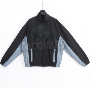 Chaqueta Cortavientos Unisex Premium con Capucha, Transpirable e Impermeable para Senderismo, Correr y Viajar - Product Image 6