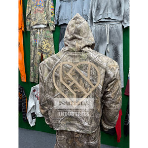 Ensemble de survêtement en coton French Terry pour l'hiver |   Hoodie court coupe ample |   Imprimé jungle |   Broderie Distressed |   Double taille - Product Image 4