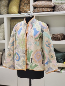 Veste bomber décontractée en coton 100% unisexe à col en V, style vintage, broderie florale suzani, lavage à la pierre, courte, pour l'hiver - Product Image 2