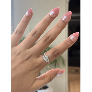 Anillo Solitario Premium de 1.35 Ct con Corte Esmeralda, Cultivado en Laboratorio, Diseño Bypass en Oro, Engaste de Garras, Joyería de Compromiso y Boda, Regalo para Mujer - Product Image 1