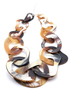 Collar con colgante de cuerno de búfalo hecho a mano, ecológico, moderno y de alta calidad, con forma natural, de blossom craft india. - Product Image 6