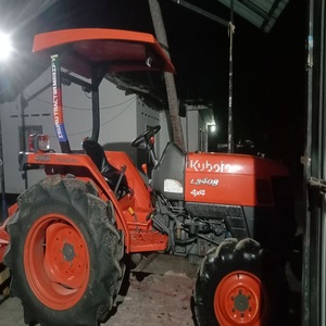 รถแทรกเตอร์คูโบต้า L3408 ให้ประสิทธิภาพการใช้น้ำมันเชื้อเพลิงที่ยอดเยี่ยม พร้อมกำลังยกที่ทรงพลัง เหมาะสำหรับงานเกษตร - Product Image 4