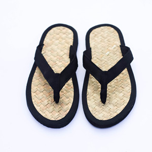 Chanclas de hierba de sarga tejidas a mano – Estilo vintage, suela de goma antideslizante - Product Image 3