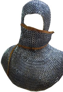 Capa de Malla Metálica Medieval de Acero Suave con Diseño en Zig-Zag y Anillo de Latón, Calidad Premium para Cosplay, Reenactamiento y Época Histórica - Product Image 3