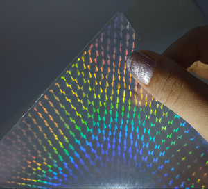 Película de Vinilo Transparente Holográfica Autoadhesiva, Lámina de Laminación Arcoíris Impermeable para Etiquetas, Embalaje e Impresión - Product Image 2