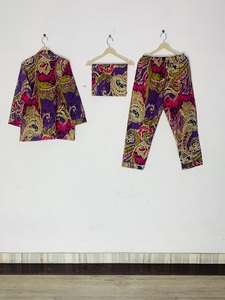 Nouvel ensemble de pyjama léger en coton pour l'été, imprimé à la main, pour femme, prix de gros - Product Image 4