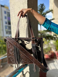 กระเป๋าถือแกะสลักด้วยมือ กระเป๋าหนัง Cowhide จริง กระเป๋าโบฮีเมียน กระเป๋าขอบออกแบบใหม่สําหรับผู้หญิงใช้ - Product Image 4