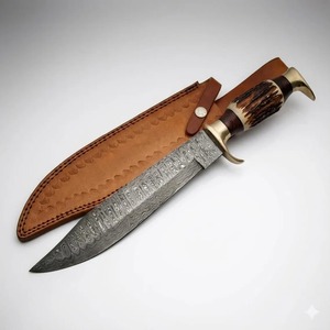 Cuchillo de caza hecho a mano de acero de Damasco con punta curva, mango de asta de ciervo y funda de cuero. - Product Image 4