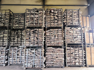 Briquettes de bois de chauffage en bois dur d'acacia et d'eucalyptus du Vietnam, séchées au four, faible humidité, longue durée de combustion, pour foyer, four à pizza, barbecue, en vrac, 100% - Product Image 3