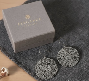 Pendientes de Plata de Ley 925 con Diseño Floral, Pendientes Colgantes de Plata Estilo Boho, Pendientes Redondos Grabados, Joyería de Estilo Vintage - Product Image 4