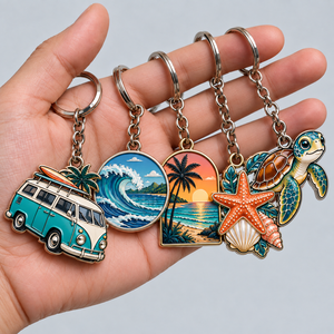 Porte-clés en métal personnalisé pour les voyages à la plage, logo personnalisé, souvenir en métal, cadeau pour les centres de villégiature, les boutiques et les événements - Product Image 1