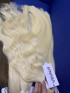 Prix de gros 14 pouces Extensions de cheveux Remy vietnamiens Double noyé 100g Style de vague naturelle Couleurs claires - Product Image 5