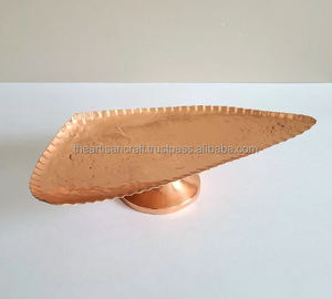 Plateau de service en cuivre fabriqué à la main, vaisselle décorative élégante et durable polie ou martelée par Artisan Craft - Product Image 3