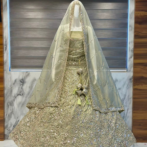 Lehenga de lujo con pedrería Zarkan y malla suave, bordado elaborado, directo de fabricante, con cancelas completas y lona Patta, venta al por mayor personalizada - Product Image 1