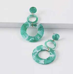 Pendientes Colgantes Retro de Resina Artificial de Alta Calidad, Hechos a Mano, con Forma de Flor, Venta al por Mayor, el Mejor Modelo - Product Image 5