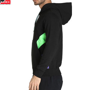 Sudadera con Capucha Negra para Hombre INDEX SPORTSWEAR, Diseño de Bloques de Color y Parches, Corte Regular, Felpa Francesa, Ropa de Otoño - Product Image 3