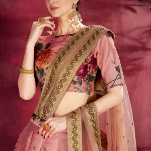 Lehenga Choli de Seda Estampada con Lentejuelas y Bordados, Traje Tradicional Indio para Bodas de Verano, Ghagra Choli Étnico para Novias, Talla Personalizada para Fiestas - Product Image 1