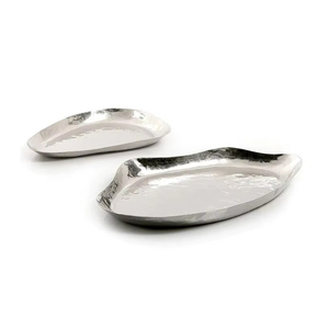 Elegante juego de bandejas Michael Aram Shagreen de 2 piezas con un brillo subtil y textura granulada de alta calidad para servir. - Product Image 3