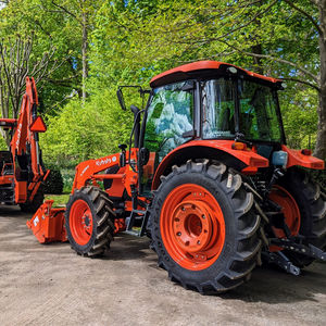 Venta al por Mayor de Tractor Agrícola Kubota M7060HDC12 de 70HP, Motor Diésel de Alto Torque, 4WD, para Arado y Labranza - Product Image 3