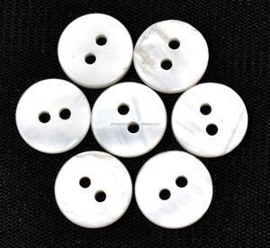 กระดุมมุกม็อบขอบกลมสีดำมีหลายขนาดคุณภาพสูงจัดส่งเร็วแบบคลาสสิก4รู - Product Image 5