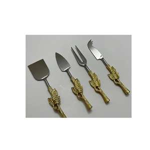 Juego de cuchillos para queso y postres de latón hechos a mano para servir en tablas de charcutería de moda, utensilios para servir queso con acabado pulido. - Product Image 2