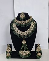 Parure de bijoux de mariée indienne exclusive, collier choker lourd pour mariage, collier ethnique traditionnel avec boucles d'oreilles, mang tika et ensemble de bijoux Pasa