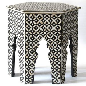 Table d'appoint de meilleure qualité en incrustation d'os noir Tabouret de lit au design moderne à rayures pour meubles de salon en Inde - Product Image 1