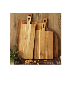 Tabla de cortar de madera natural de gran tamaño para la preparación de verduras, frutas y carne en la encimera de la cocina. - Product Image 2