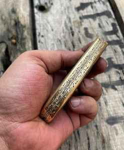 Couteau pliant artisanal en acier inoxydable 440C avec manche gravé en laiton – Produit tendance et viral, meilleure vente, haute qualité - Product Image 2