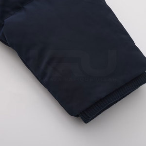 Chaqueta de Invierno Acolchada para Hombre, Ligera y Transpirable, con Capucha y Logotipo Frontal, Resistente al Viento y Cálida, para un Estilo Casual - Product Image 6