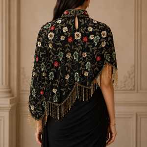Chal de Lujo Negro Bordado con Corte Lateral para Saree, Estilo Indo-Occidental |   Bolso de Mujer con Flecos y Cuentas Hechas a Mano con Diseño Floral, Duradero - Product Image 2