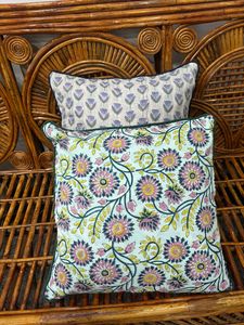 Fundas de Almohada Decorativas Hechas a Mano, Estilo Bohemio, 100% Algodón, Estampado Indio de Lujo, con Volantes, Florales, Lavables y Personalizables - Product Image 5