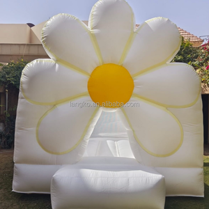 Château sautant gonflable populaire blanc Kids Indoor Soft Play Equipment Ball Pit Daisy Bounce House - Product Image 1