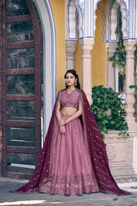 Sindur de seda color crema beige bordado para mujer, estilo Chaniya Choli con trabajo de bordado con cuentas. - Product Image 3