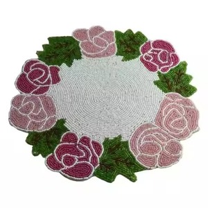 Mantel decorativo hecho a mano con cuentas para eventos especiales, llamativo mantel bordado con cuentas para decoración de comedor. - Product Image 5