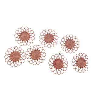 Set de table en rotin fait main de qualité supérieure, motif floral |   Assiette de présentation en osier naturel pour la mise en place de la table à manger |   Écologique Rustique - Product Image 1