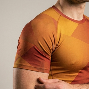 เสื้อกีฬาผู้ชายแบบสั่งทำ OEM แขนสั้นรัดรูป กระชับรูปร่าง เหมาะสำหรับออกกำลังกาย ยืดหยุ่นได้ดี ใช้สำหรับเล่นกีฬาในยิมและออกกำลังกาย - Product Image 4