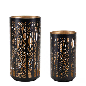 Ensemble de porte-bougies en métal perforé motif arbres forestiers noir et or, décoration de Noël et idée cadeau - Product Image 1