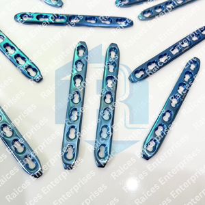 RAICES ENTERPRISES Placas de Compresión con Bloqueo de 3.5mm, Placa de Implante Veterinario Recta de Titanio con Tornillos de Titanio - Product Image 6