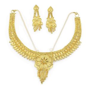 Collares de Moda para Boda con Diseño Tradicional de Flores en Latón Chapado en Oro Micro de 14K, 18K y 24K al por Mayor - Product Image 2