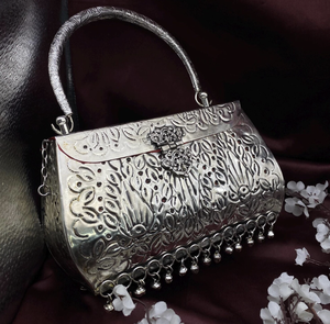 Sac à main en métal fabriqué à la main avec décoration de paillettes en résine de vadrouille pour les mariages de fête vente à l'exportation - Product Image 6