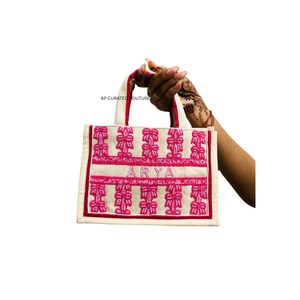 Bolsos de mano pequeños con cuentas Bow Shade, hermosos bolsos de mano personalizados hechos a mano, bolsos de mano pequeños artesanales para niños - Product Image 3