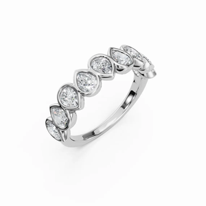 Bague d'éternité minimaliste sertie de diamants, bague de mariage en diamant de laboratoire en forme de poire, bague empilable délicate, bague d'anniversaire en or 14 carats - Product Image 3