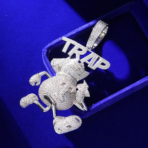 Colgante Mickey de Plata 925 Chapado en Oro de 18K con Incrustaciones de Diamantes Cultivados en Laboratorio, Estilo Hip Hop, Joyería Unisex - Product Image 2